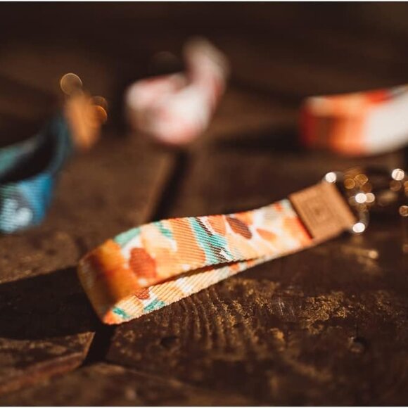 Hand Wrist Lanyard Key Chain, Cool Keychain Wristlet, Wristlet Strap with Car Ke - Picture 2 of 6